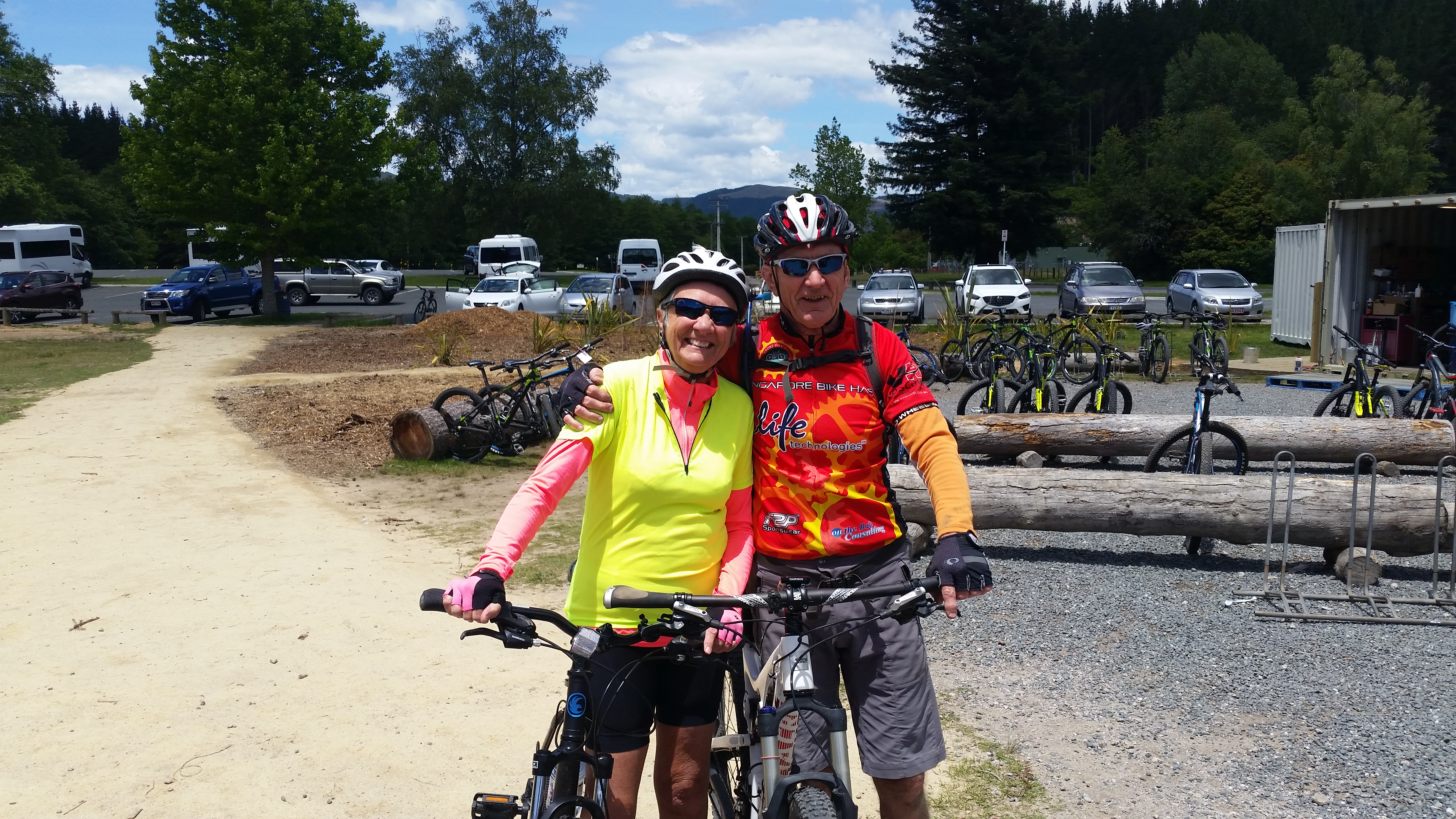 Fran & Stewart mountain biking in Rotorua.